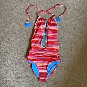 One piece bathing suit